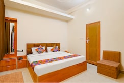 FabHotel Royal Vilas, Gwalior