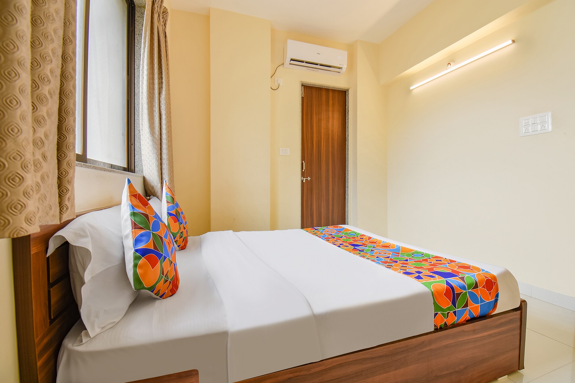 FabHotel Mountain High Inn - Nr. Lifeline Hospital - Tap to explore photos