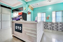 Hotel O Raunak Food Plaza Family Restaurant & Rooms, Patna