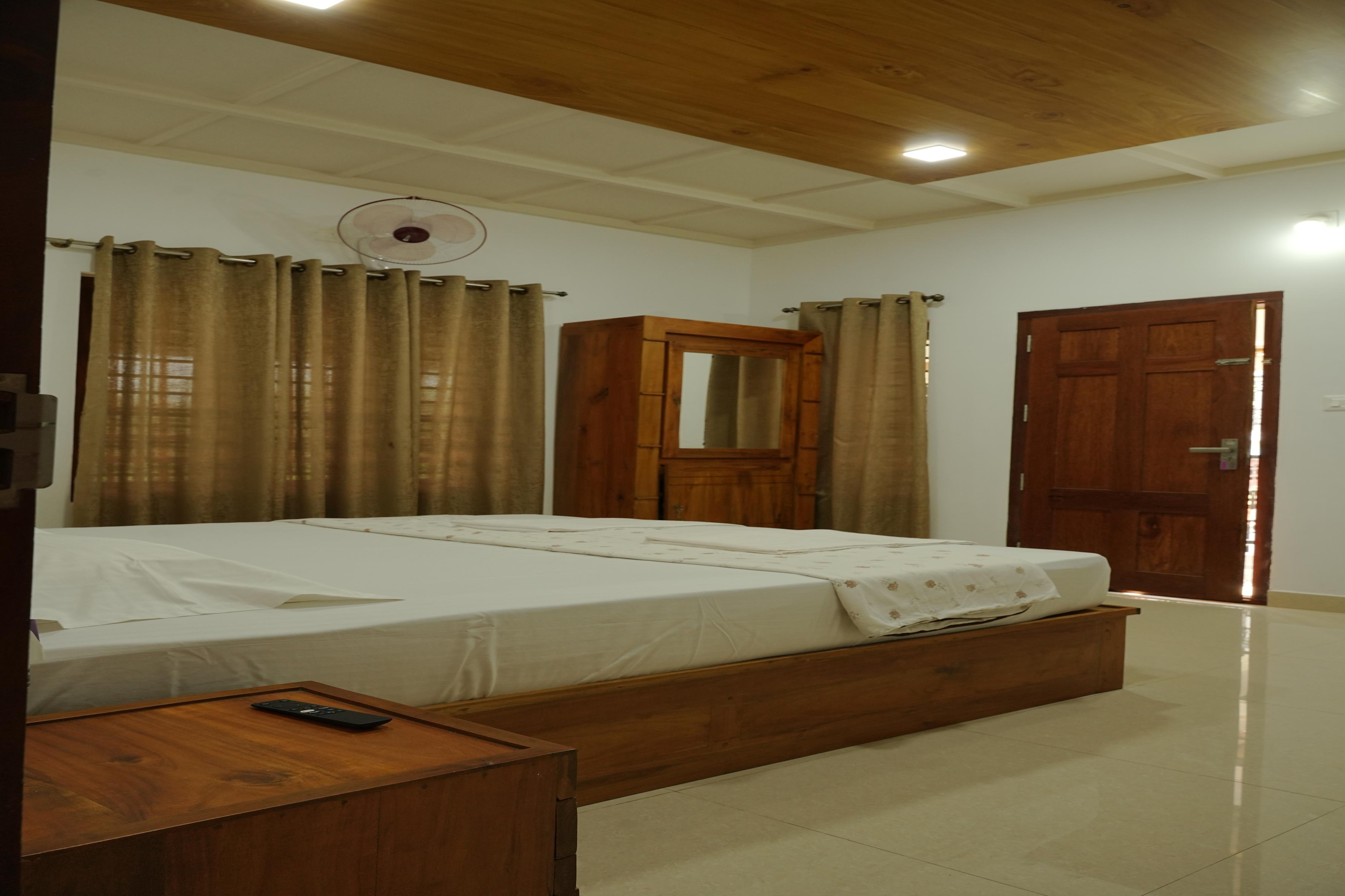 Dhara Dhvani Getaway Homestay - Tap to explore photos
