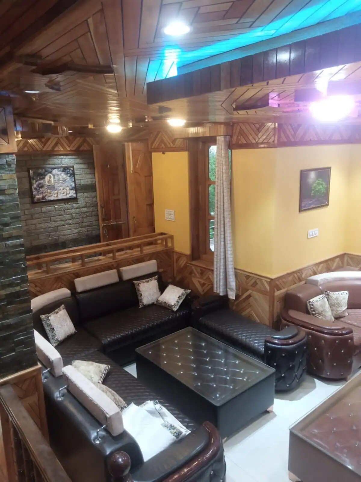 River Stone Villa & Home Stay - Tap to explore photos