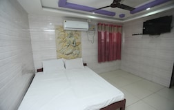 Double bed non AC 2