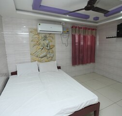 Double bed non AC 2