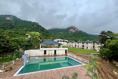 Dual Mount Resort, Purulia