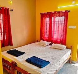 Double Bed AC