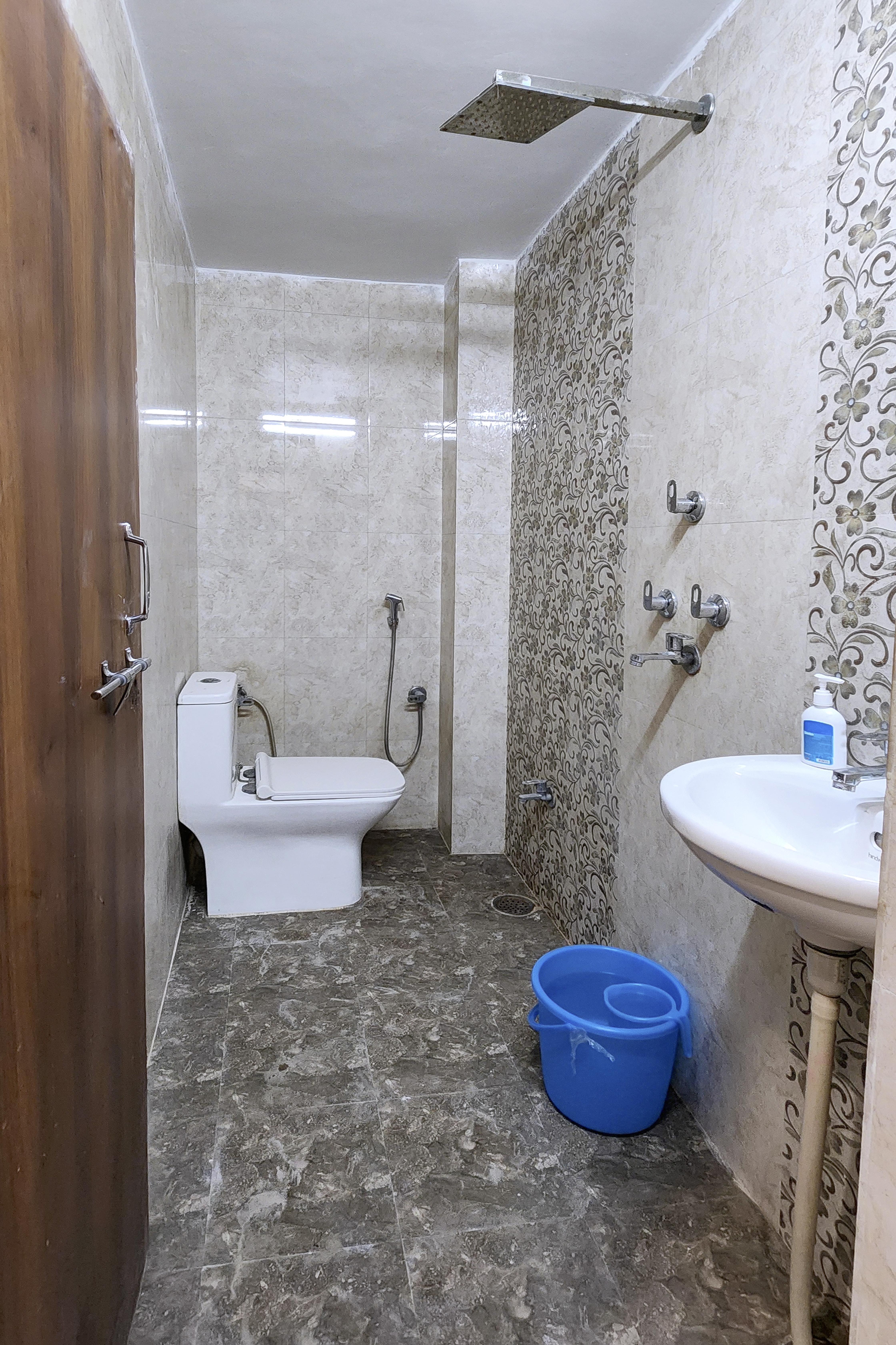 Baba Town Homestay - Tap to explore photos