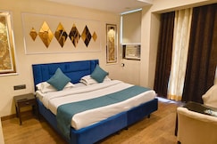 Hotel JJ House Galleria, Gurgaon