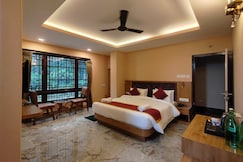 Natures Nest Hotel, Phadamchen