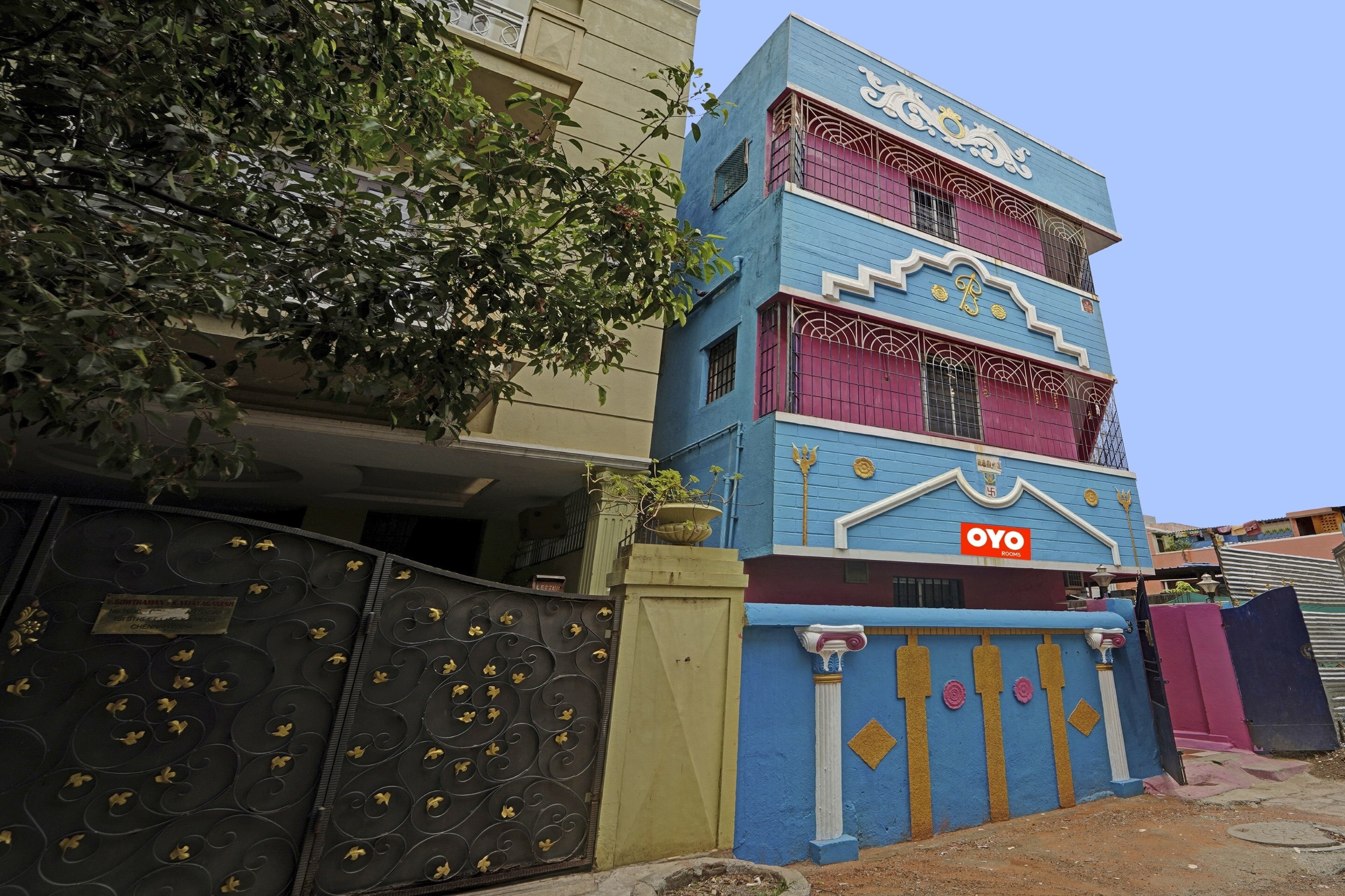 Hotel O Arunachala Guest House Near PVR SPI Palazzo Chennai - Tap to explore photos