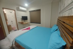 Hotel Roxy GKR, Bhubaneshwar