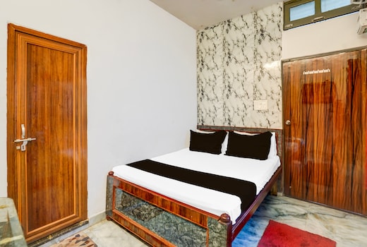 Hotel O Glory Residency Guest House