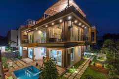 Neo Retro, An Artist's Delight, Lonavala