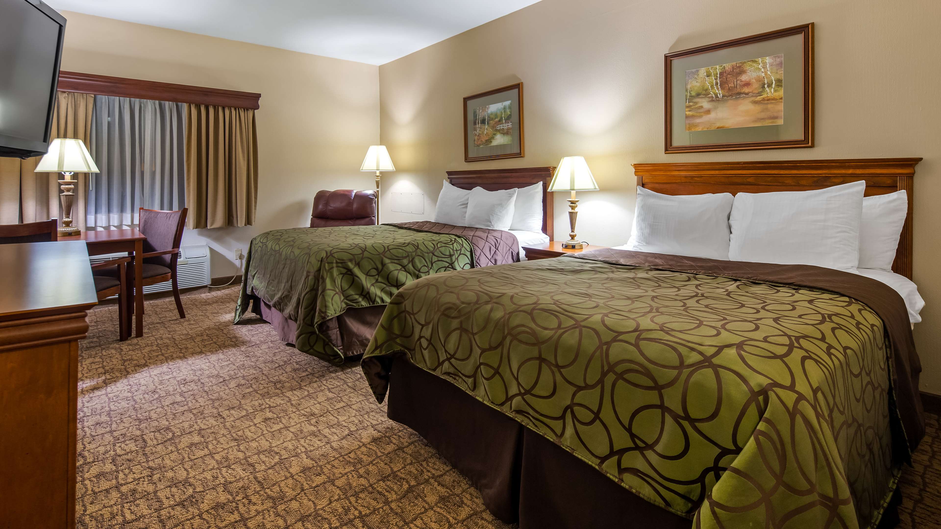 Best Western River Cities - Tap to explore photos