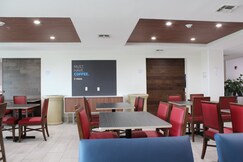 Holiday Inn Express & Suites SAN ANTONIO-WEST(SEAWORLD AREA, Bexar