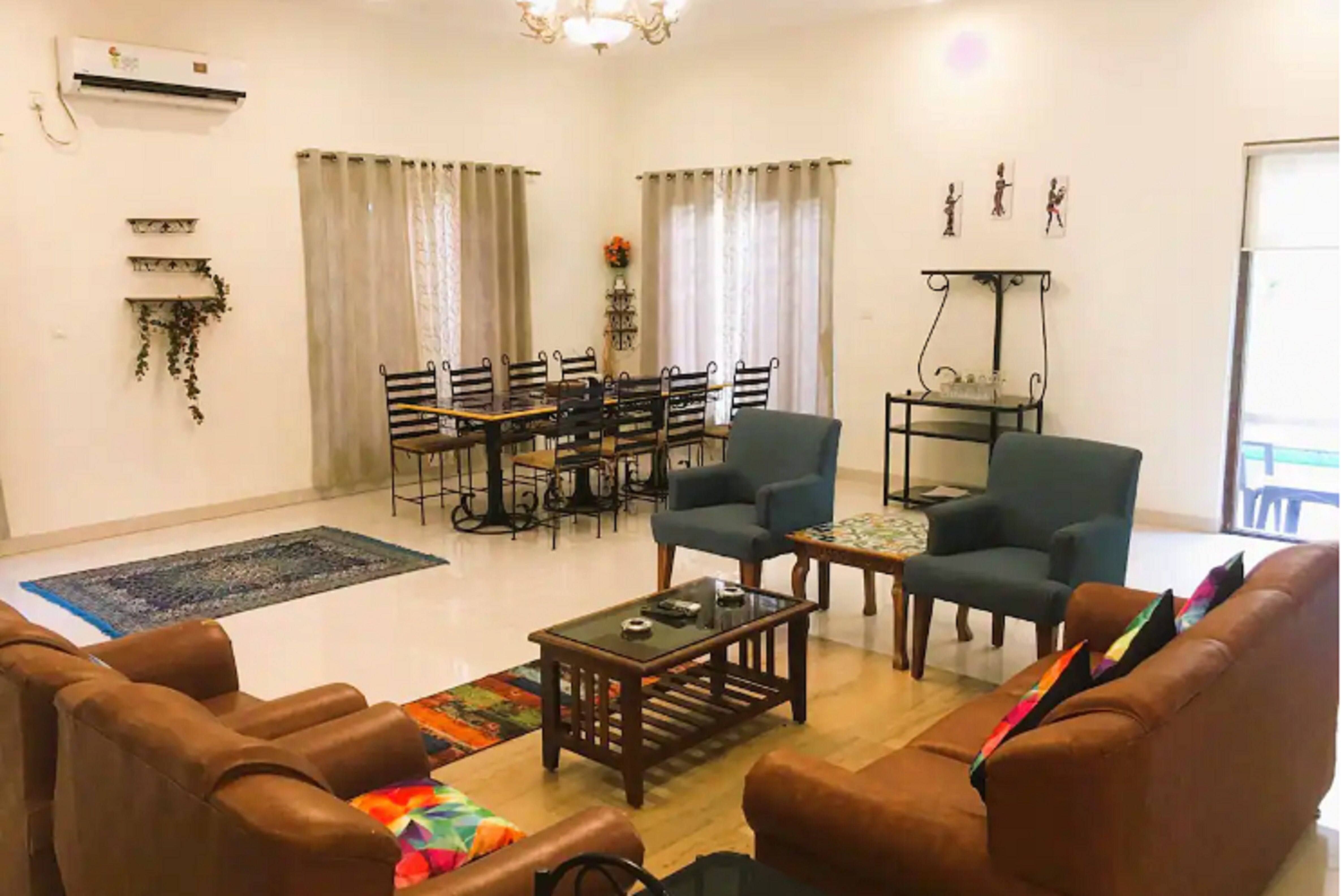 GRAND VILLA 4 BHK with Private Pool Saligao - Tap to explore photos