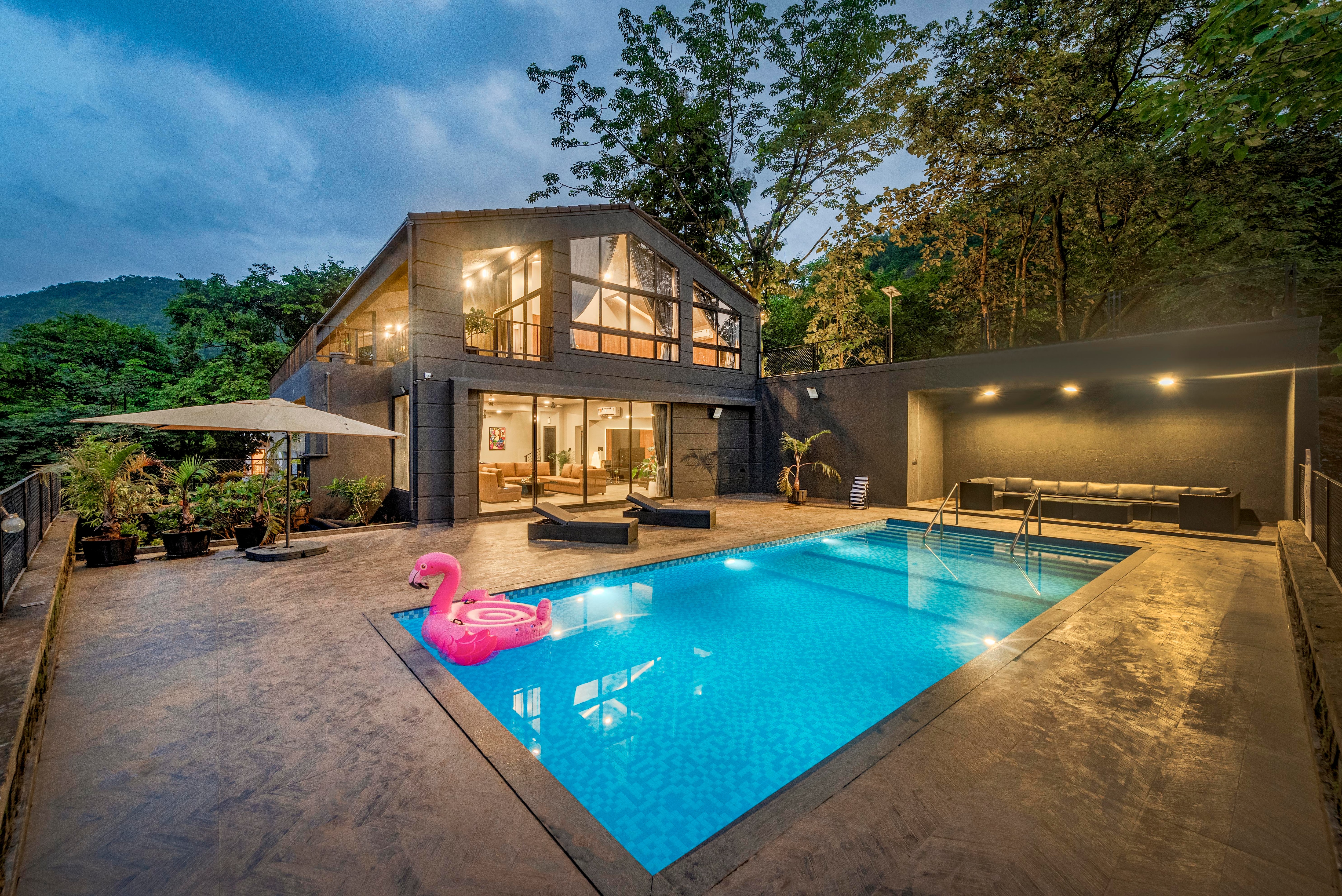 SaffronStays Earl Grey Villa - Tap to explore photos