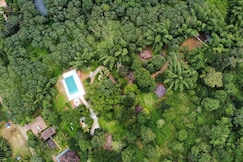 Misty Night Jungleside Resort, Perinthalmanna