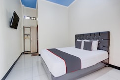 Hotel O Solo near Solo Safari formerly RR Guesthouse, Surakarta