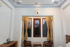 Hotel Praful Palace, Udaipur