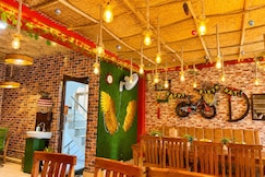 Hotel CV Lounge Dal Lake, Srinagar