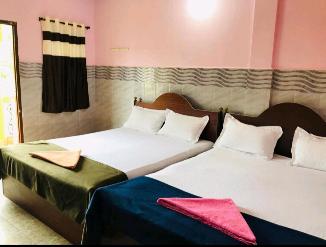 Rajdeep Guest House - Tap to explore photos