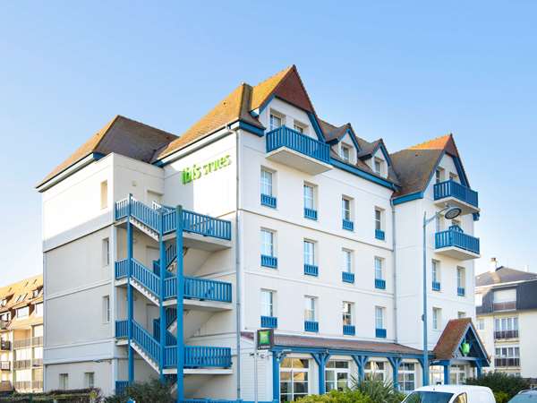 Hotel ibis Styles Deauville Villers Plage - Tap to explore photos