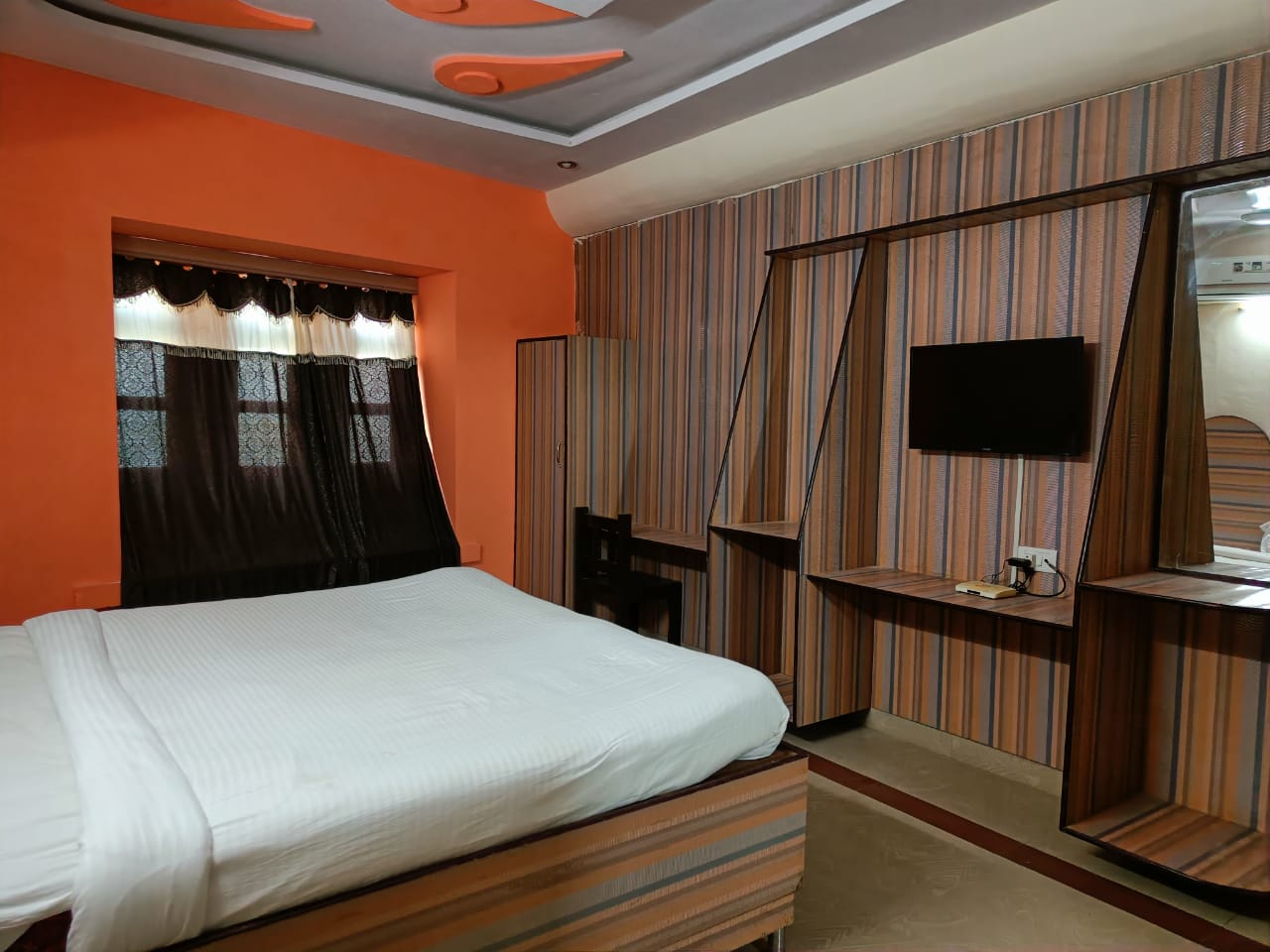 Hotel Bhagwati Palace - Tap to explore photos