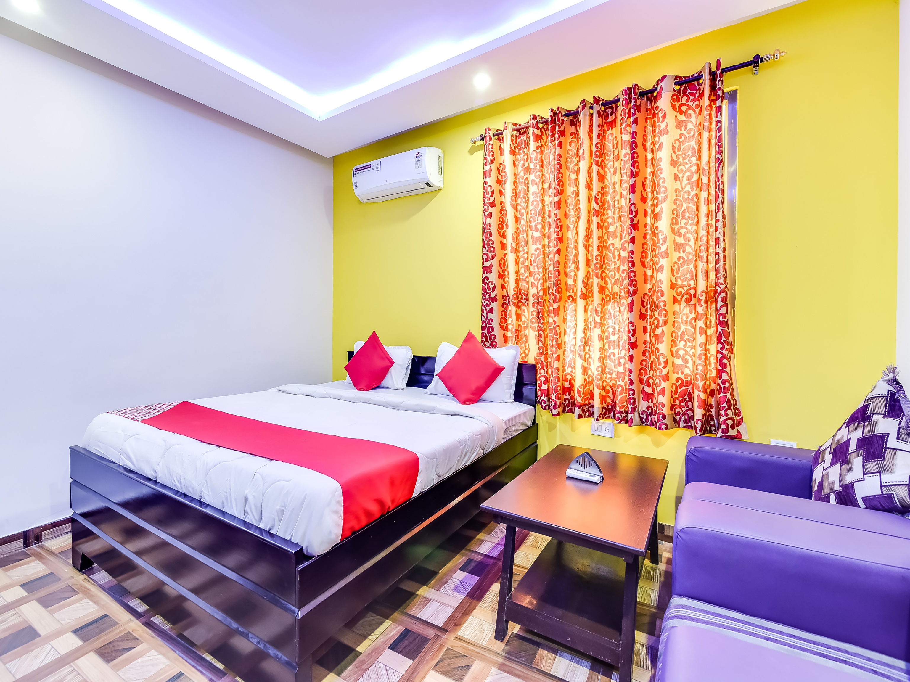 Hotel O Deoria Near Bhathaliya Chouraha - Tap to explore photos