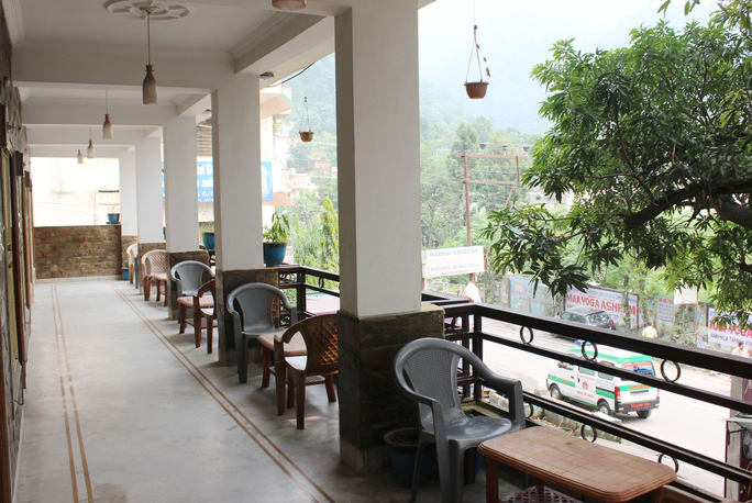 Aryan Resort - Tap to explore photos