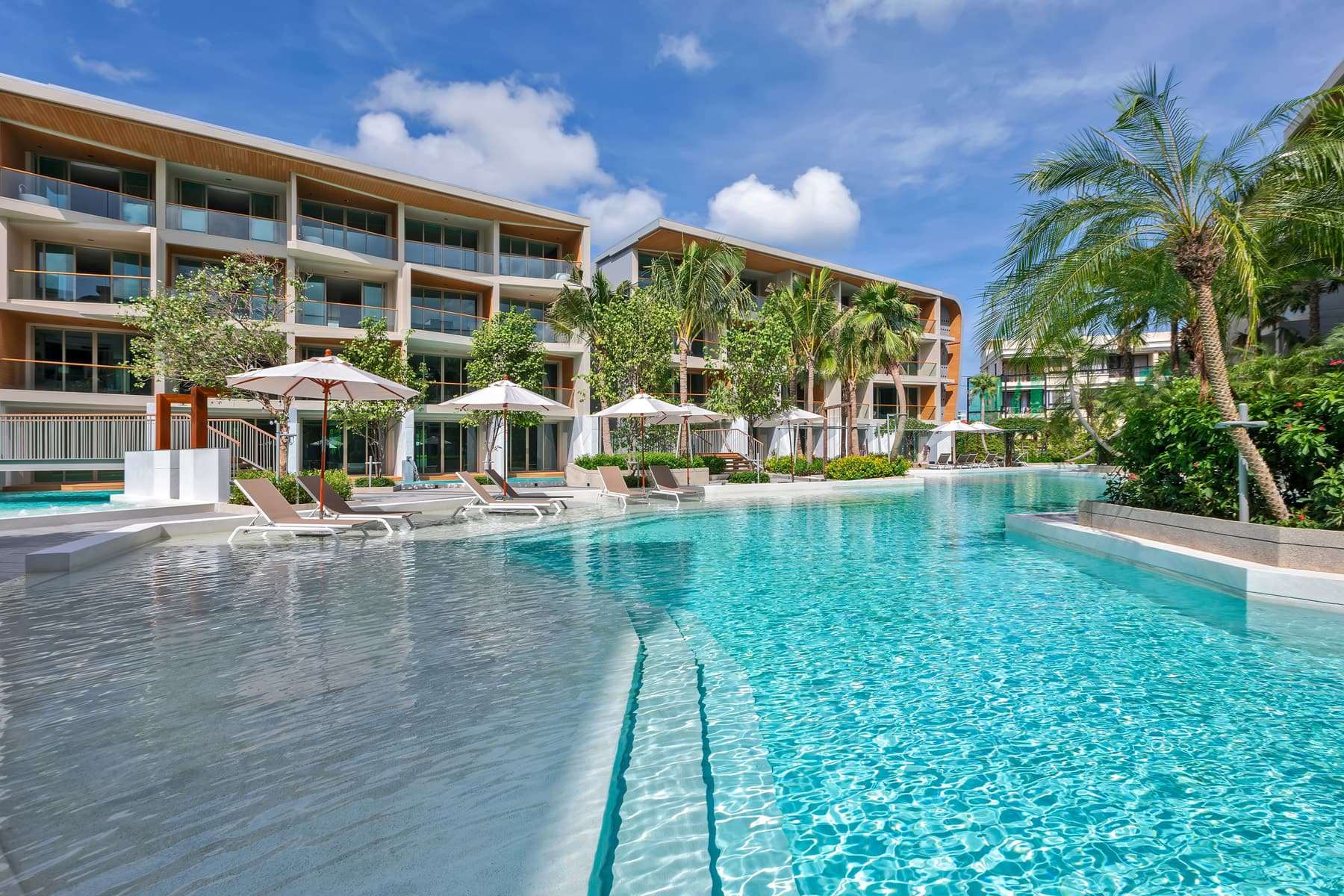 Wyndham Grand Nai Harn Beach Phuket - Tap to explore photos