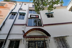 Hotel O by OYO Galaxy Inn, Kolkata
