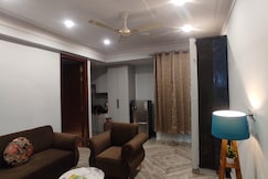 The Flying Studio 1bhk, Delhi