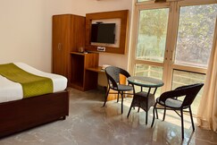 Yash House by JMD Group, Delhi