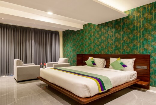 Treebo Jaguar Comforts, 3 Kms From Mahatma Gandhi Park