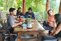 Vishuddhi Mud House-Relax & Reconnect by Homeyhuts, Manali