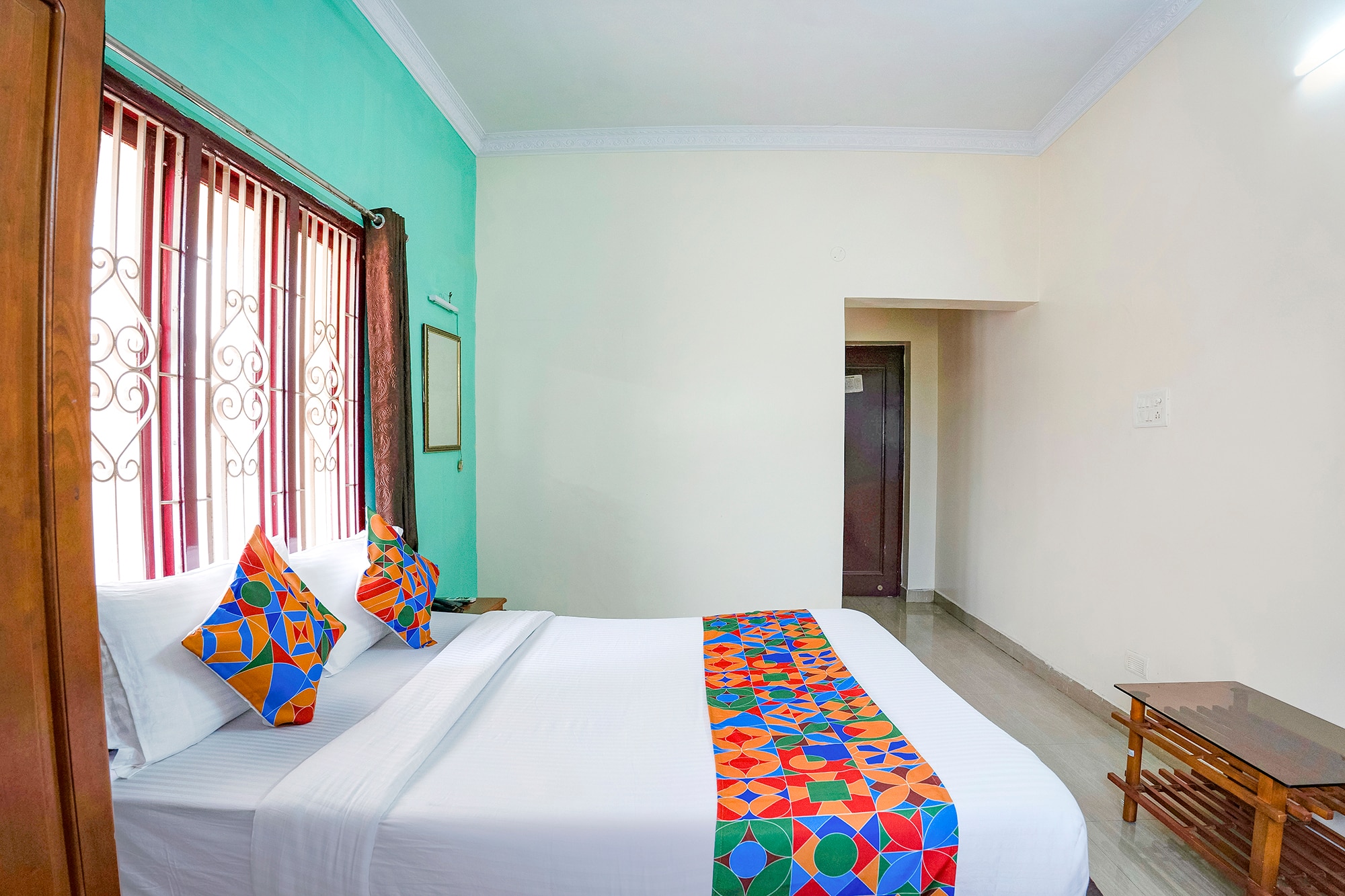 FabHotel Home Tree Service Apartment T Nagar - T Nagar - Tap to explore photos