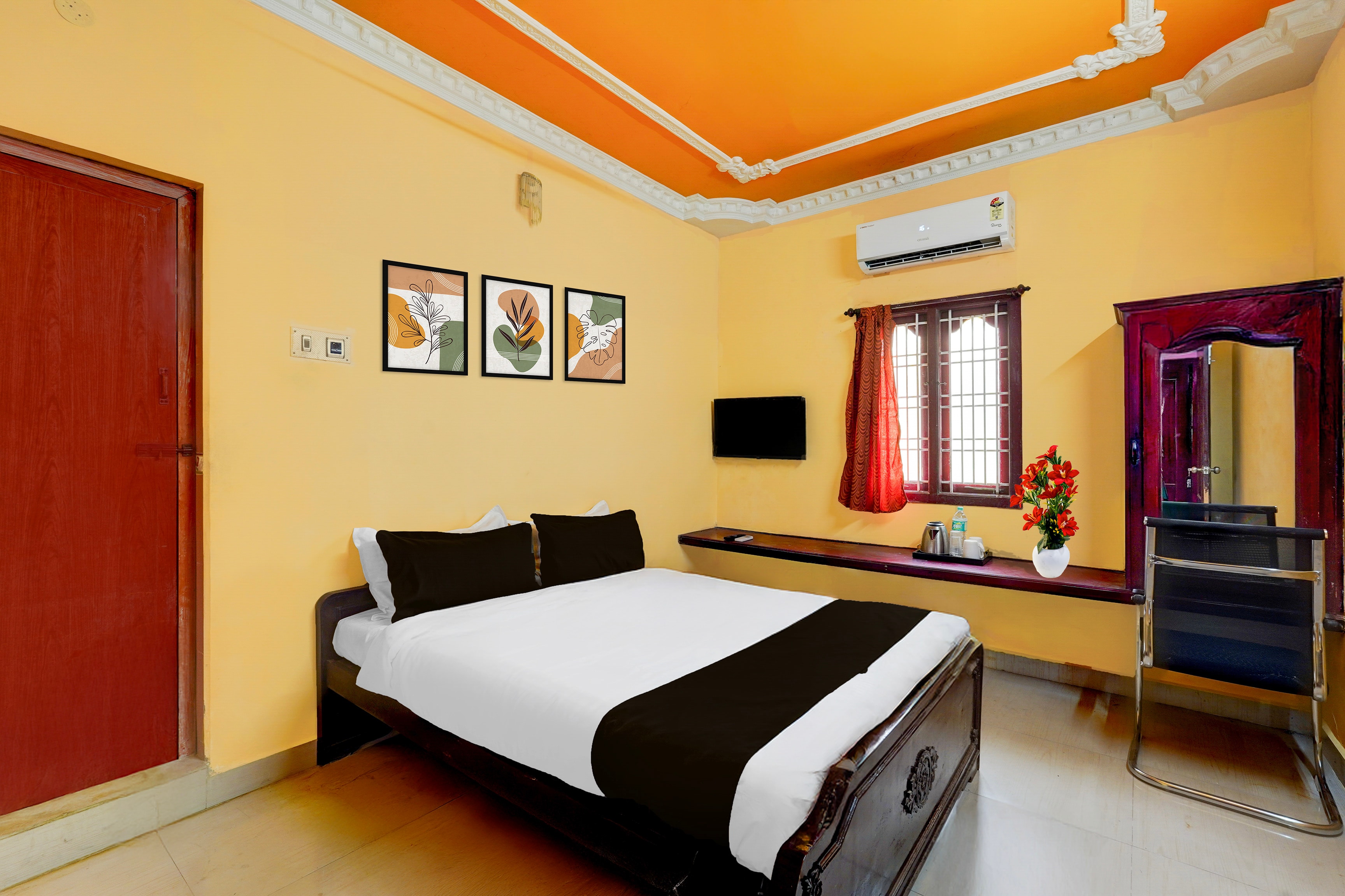 Super Hotel O Nemeli Road Sriram Nagar - Tap to explore photos