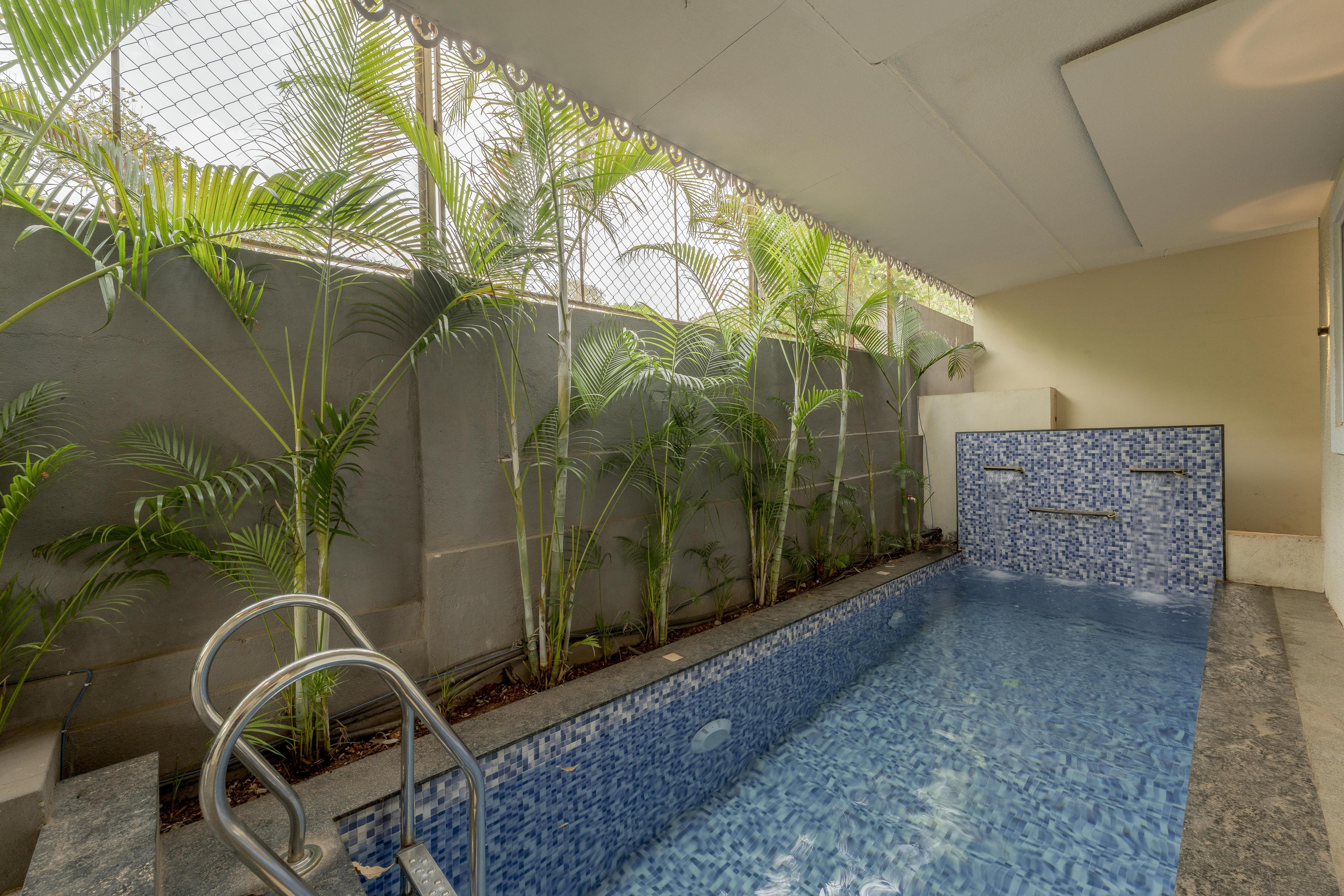 Staymaster Mango Mirage 10BHK  - Tap to explore photos