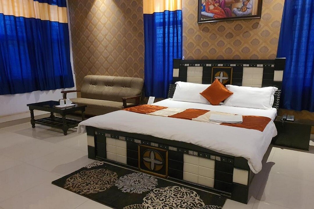 Beautiful Farm Stay on Ajmer Pushkar Road - Tap to explore photos