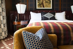 Kimpton Riverplace Hotel, Multnomah
