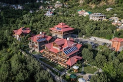 ShivAdya  Boutique Stay Near Manali (Quiet Naggar Side Retreat), Manali
