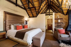 Tshukudu Bush Lodge, Bojanala