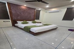 FabHotel Kafeel Homes, Cochin