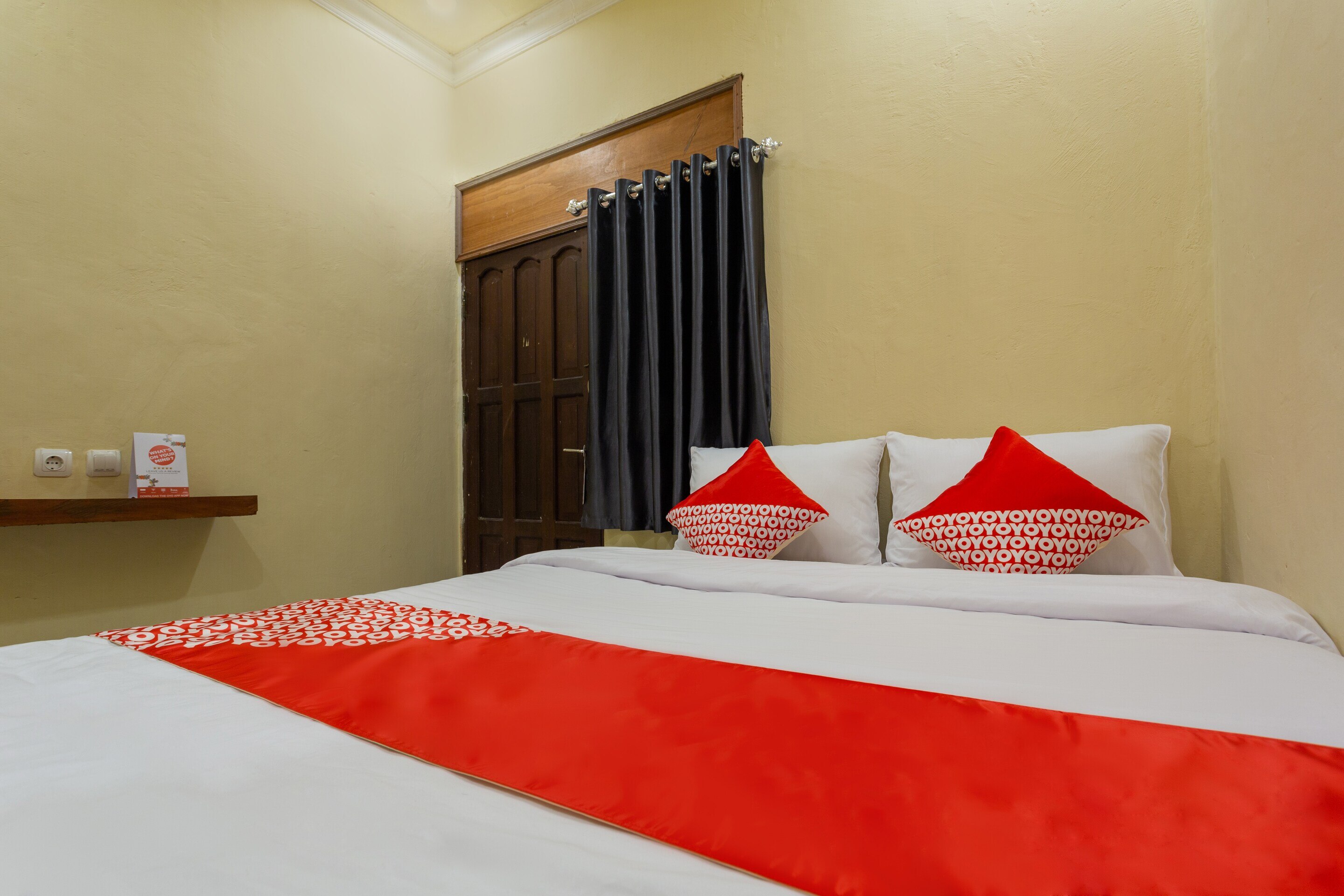 OYO 2527 Hotel Triana - Tap to explore photos