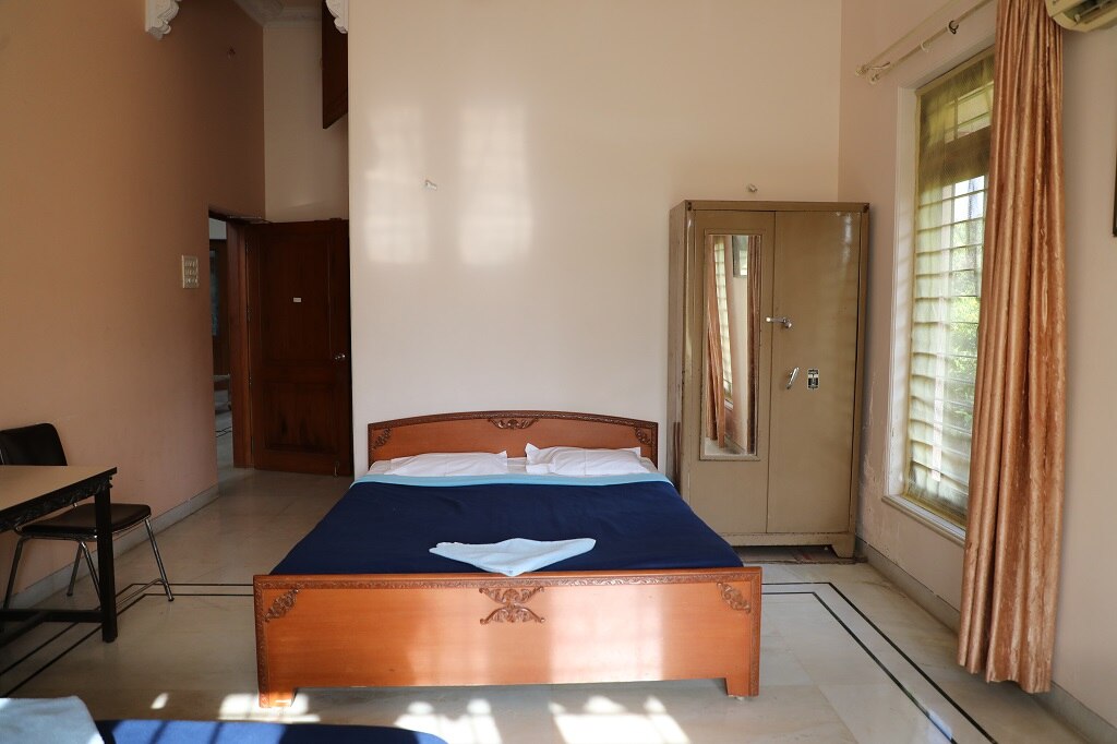 Narwekar Farms Vishwaghar 4BHK luxury villa with private pool - Tap to explore photos