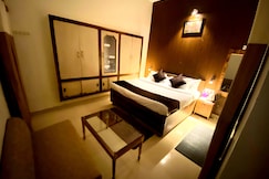 Rudraksha Inn, Varanasi