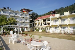 Riverside Resort, Pauri