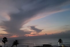 Elegant Beach View Flat