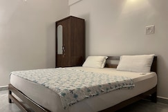 1 BHK for 3 people in Mandrem Goa, Goa