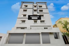 Super Townhouse Vanasthalipuram Near Deer National Park, Hyderabad